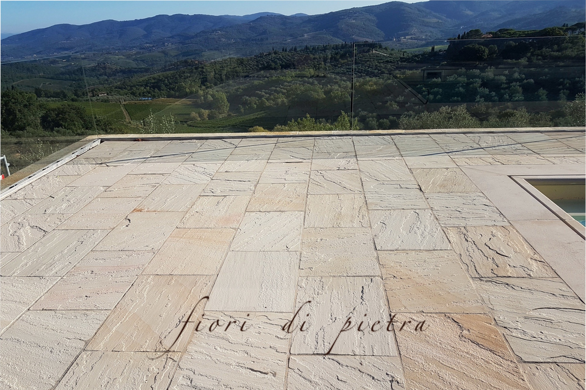 Realizzazione Piscine in pietra SAND GOLD