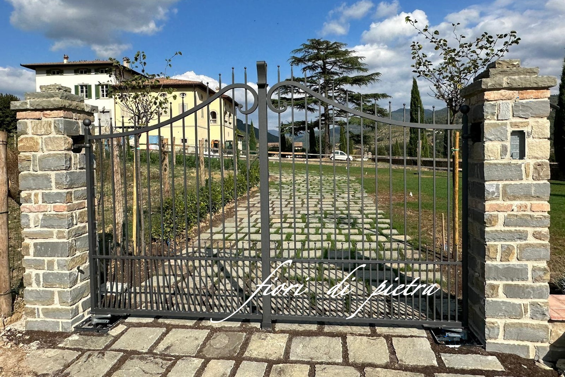 Realizzazione Pavimenti in pietra PIETRA FORTE